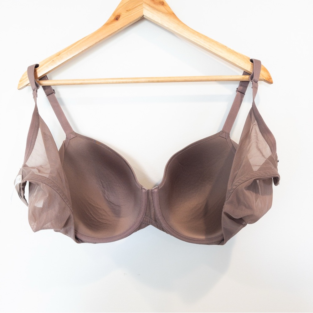 Wacoal Mesh Structured Back Underwire Padded Mold… - image 2